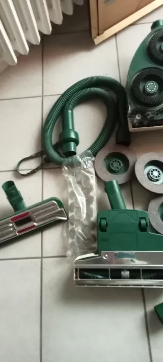 Accessori Folletto - Varie Spazzole e Tubi