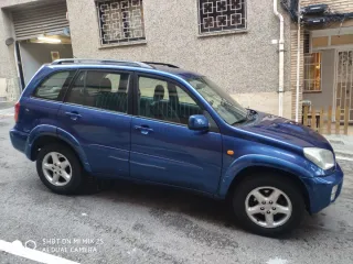 Toyota RAV4 2003
