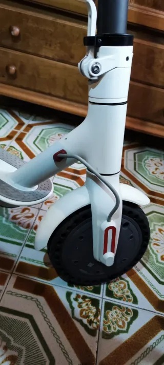 Patinete Eléctrico Xiaomi Blanco 9.000 kilómetros