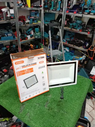 Faretto LED 200W FOYU IP66