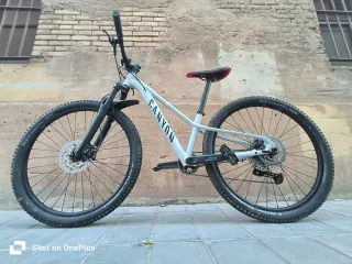 Bicicleta Canyon Young Hero  Talla M 27.5 Pulgadas