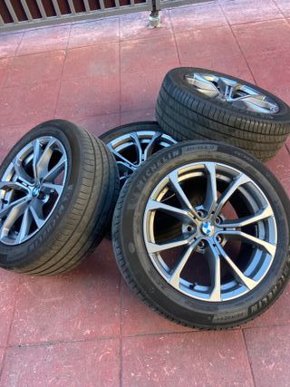Llantas BMW con 4 cubiertas Michelin
