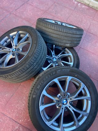 Llantas BMW con 4 cubiertas Michelin