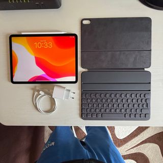 iPad Pro 11 256GB Wi-Fi + Apple Pencil + Teclado