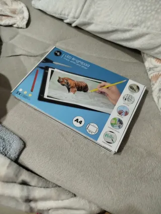 LED Brightpad A4 para Dibujo y Caligrafía