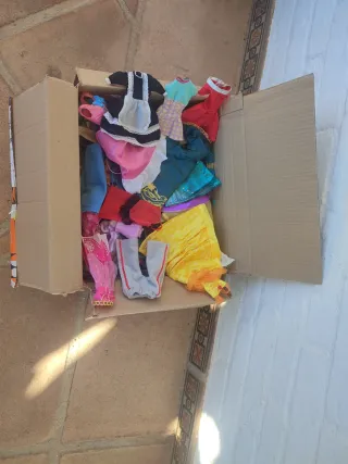 Set di Abbigliamento e Accessori per Bambole Barbie