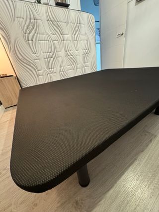 Base de cama tapizada negro