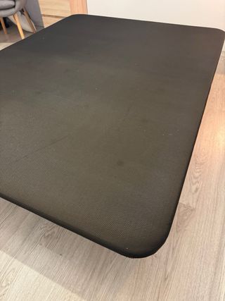 Base de cama tapizada negro
