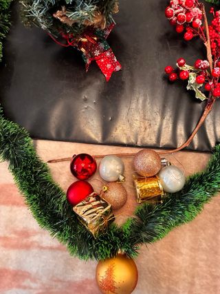 Decoración Navideña Corazón Guirnalda y Adornos