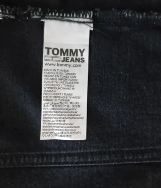 Cazadora vaquera Tommy Hilfiger negra Talla S