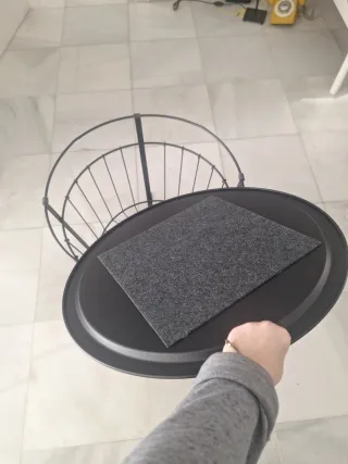 Mesa auxiliar Ikea Angesbyn negra