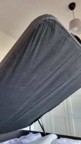 Canapé marrón de 150 cm