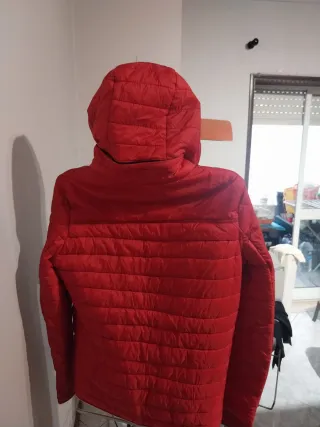 Casaco acolchoado rapaz vermelho