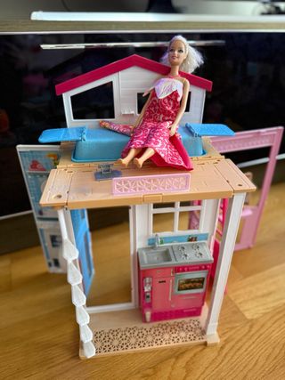 Casa di Barbie con Barbie
