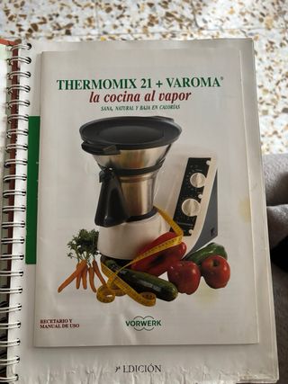 Thermomix TM21 con accesorios