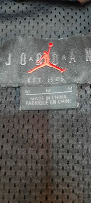 Giubbino Jordan Uomo Nero e Rosso