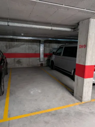 PLAZA GARAJE GRANDE.