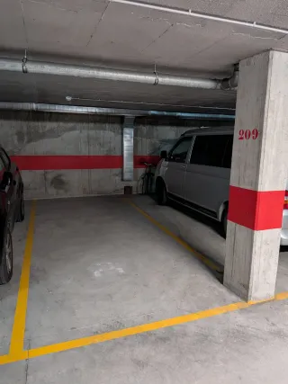 PLAZA GARAJE GRANDE.