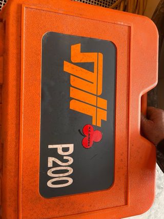 Pistola clavadora Split P200