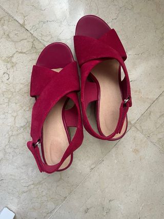 Sandali con zeppa fucsia