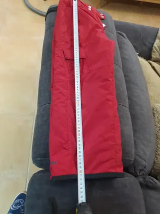 Pantalón de nieve para niño/niña. Talla 6, 7.