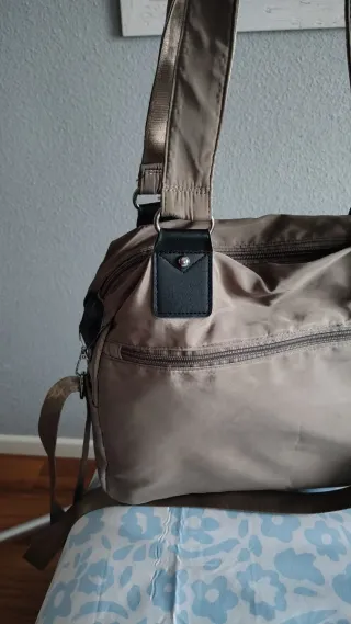 Bolso grande impermeable baylon beige