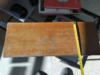 Imprenta antigua de madera con letras