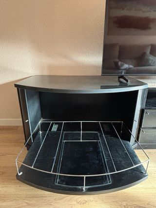 Mueble de salón negro y cristal