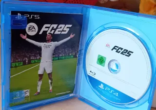 FC 25 PS5/PS4 Blu-Ray Disc