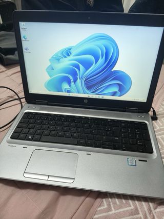 HP Portátil Negro