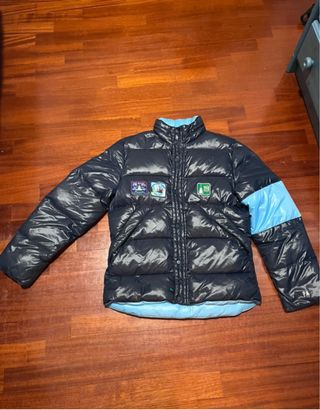 Piumino uomo nero e blu