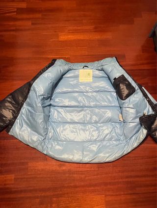 Piumino uomo nero e blu