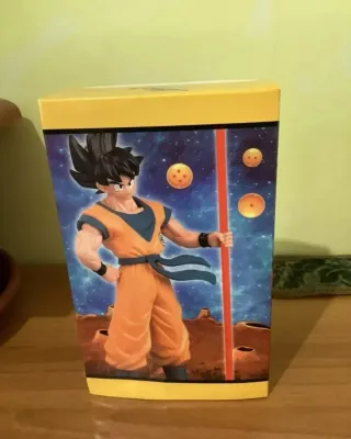 Goku Giovane Dragon Ball Z con Bastone magico22 cm