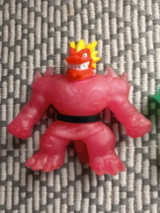 Muñecos elásticos 3 unidades