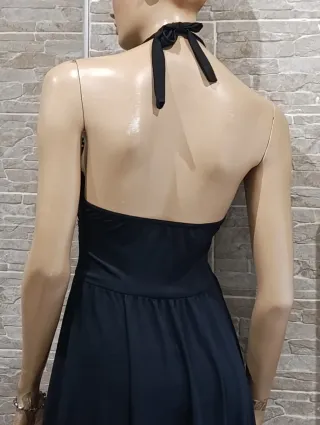 Vestido Negro Halter con Lentejuelas