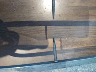 Jamonero y botellero de madera y bronce antiguos