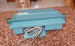 Macchina da scrivere Olivetti Italia '90