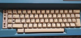 Macchina da scrivere Olivetti Italia '90