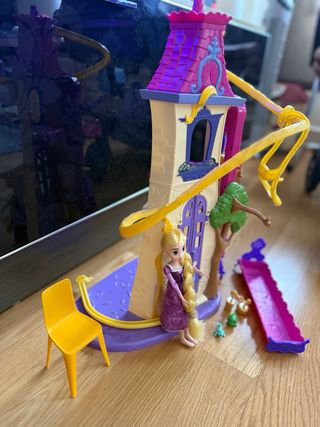 Castillo Rapunzel con Muñeca Con caja
