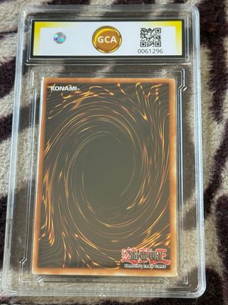 Yu-Gi-Oh! Blue-Eyes White Dragon GCA 9