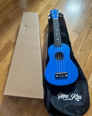Ukelele Ma Kai Azul con Funda