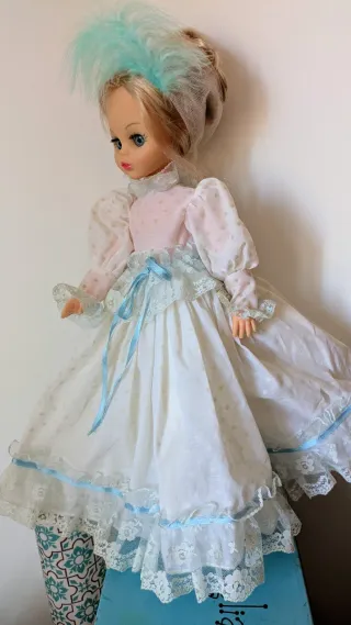 Bambola italiana vintage damina