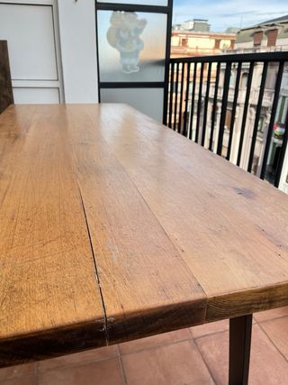 Mesa Robusta Madera Maciza y Metal