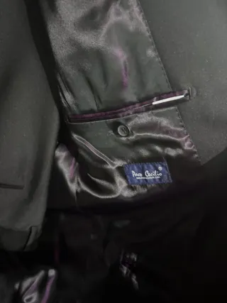 Traje de hombre negro