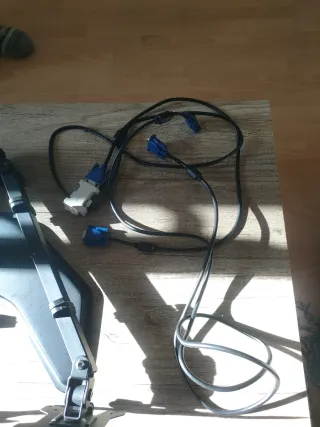 Soporte doble pantalla Neovo Negro.