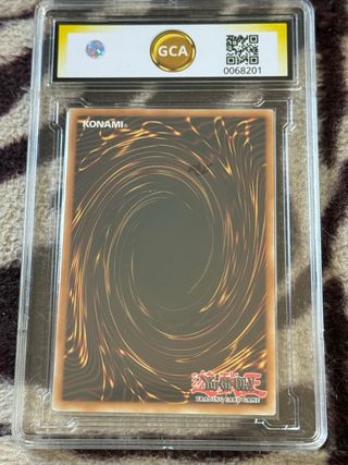 Carta Yugioh Dark Magician Girl GCA 8 NM/M