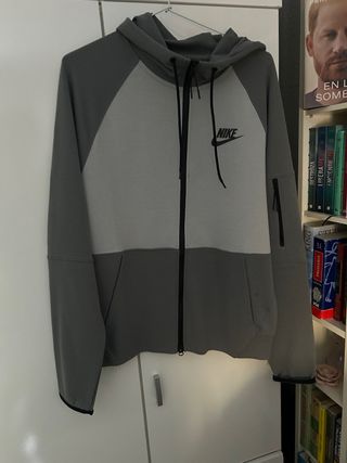 Sudadera Nike Tech Fleece Gris Cremallera