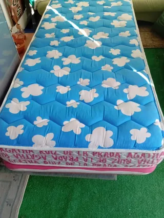 Somier y Colchón Agatha Ruiz de la Prada 190x90