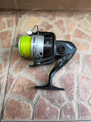 Carrete de pesca PROTON Iridium