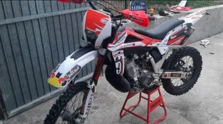 Husqvarna WR 300 2 tiempos